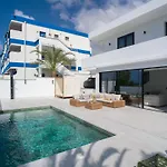 Burras Ocean Front Views *