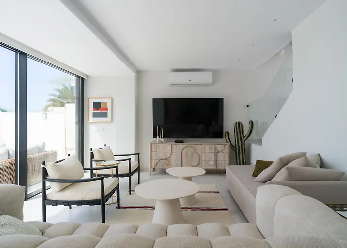 Burras Ocean Front Views Alpstuga *