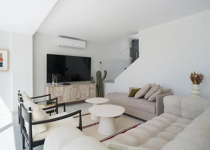 Burras Ocean Front Views Alpstuga *