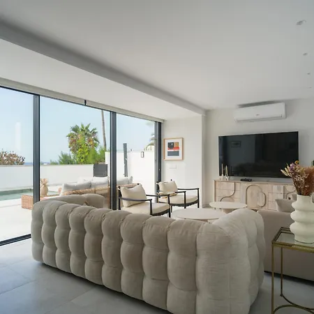 شاليه Burras Ocean Front Views