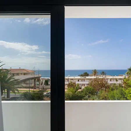 شاليه Burras Ocean Front Views